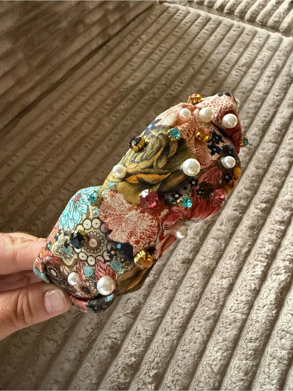 Embellished Floral Pearl Braided Headband - Multicolor